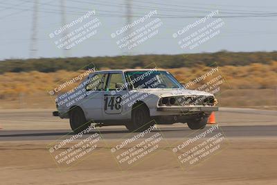 media/Oct-02-2022-24 Hours of Lemons (Sun) [[cb81b089e1]]/915am (I-5)/